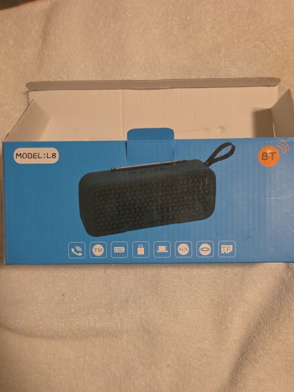 L8 Portable Bluetooth Speaker - Black